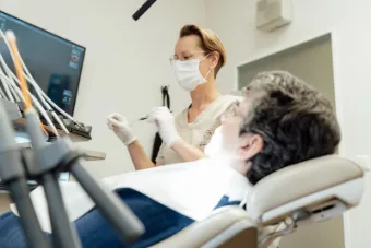 Biological dentistry consultation at the Holistic Dentist practice near Lübeck